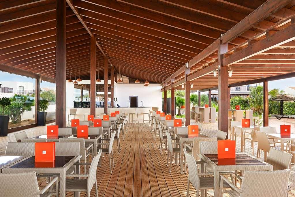 Melia Dunas Beach Resort & Spa Santa Maria Restaurant photo
